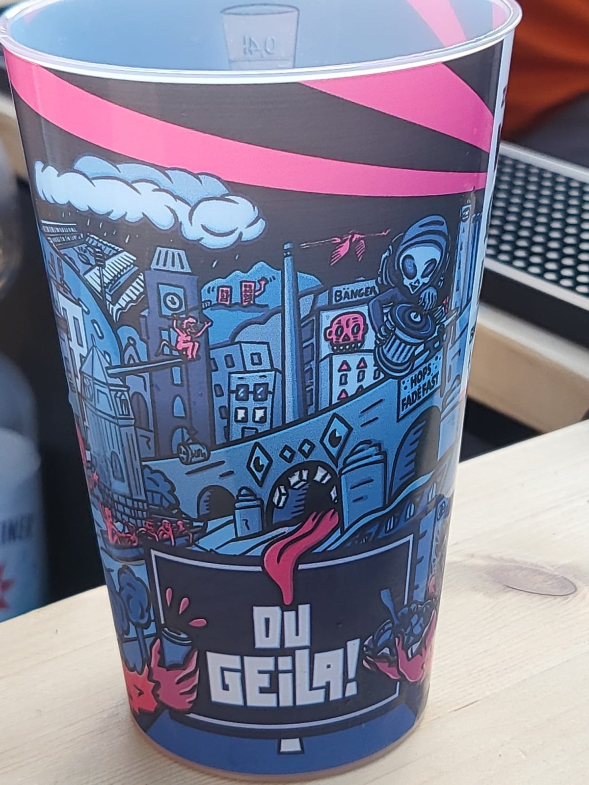 Party Becher "du geila!" - WØL Shop