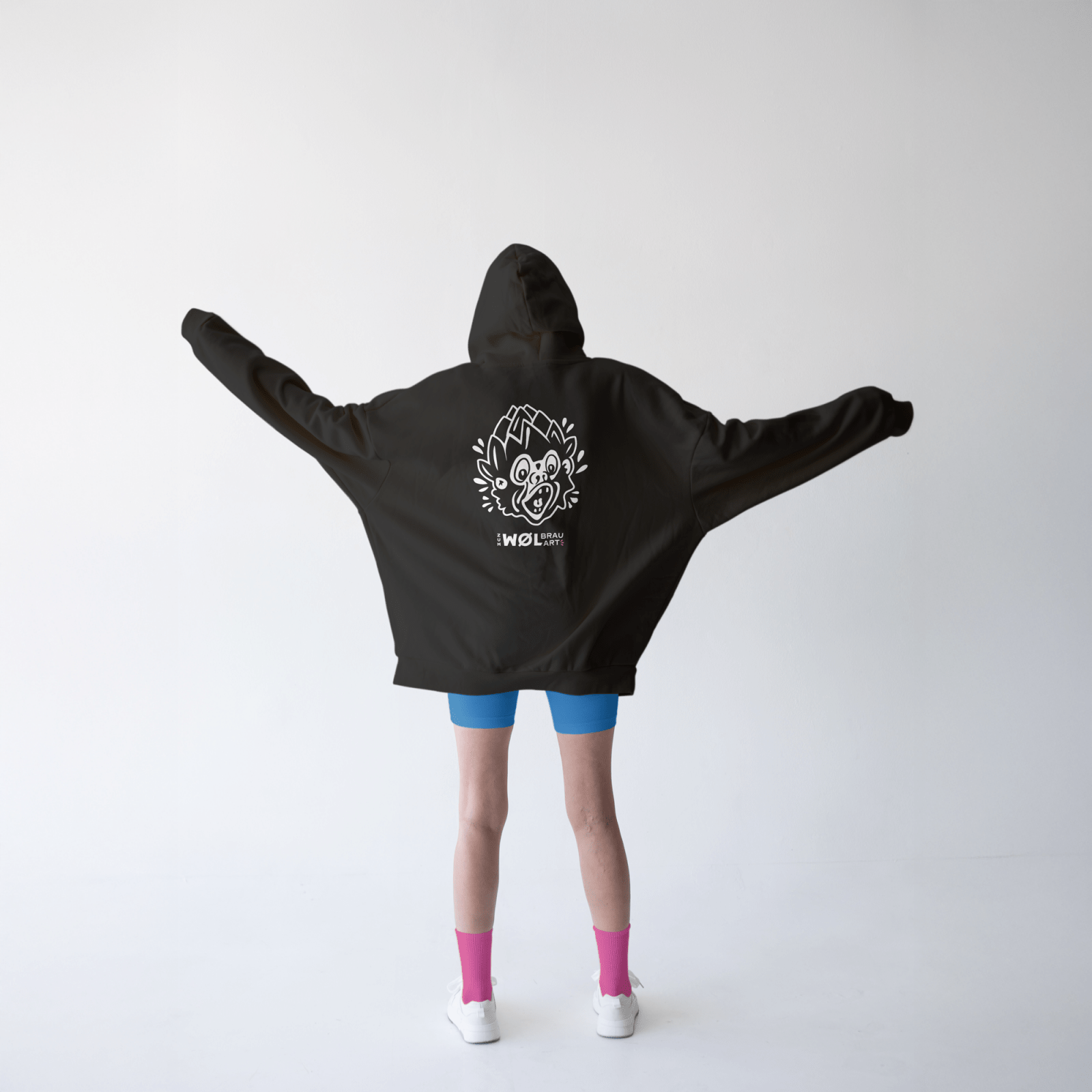 WØL Hoodie – Schwarz, schlicht, Statement. - WØL Shop